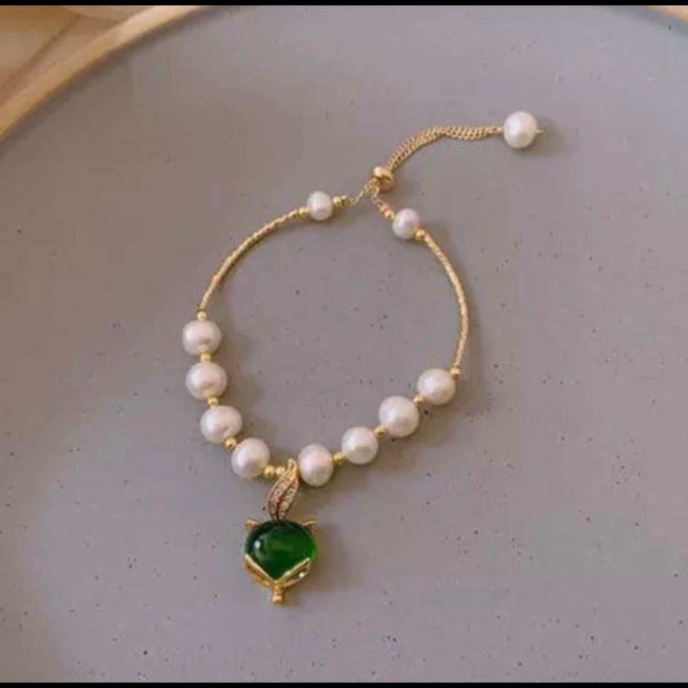 Pearl Bracelet